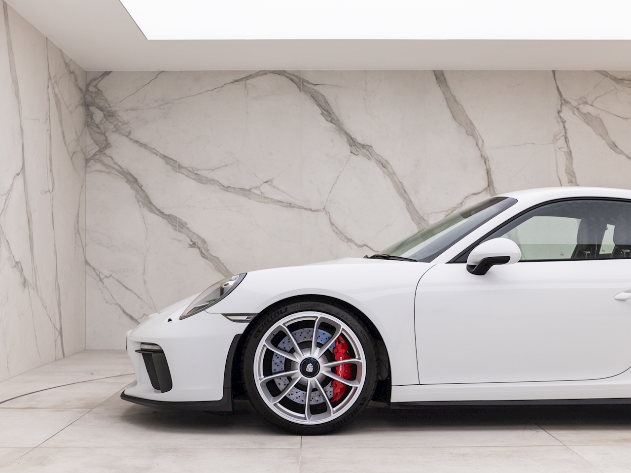 2018 Porsche 911 (991.2) GT3 Touring, 8/18