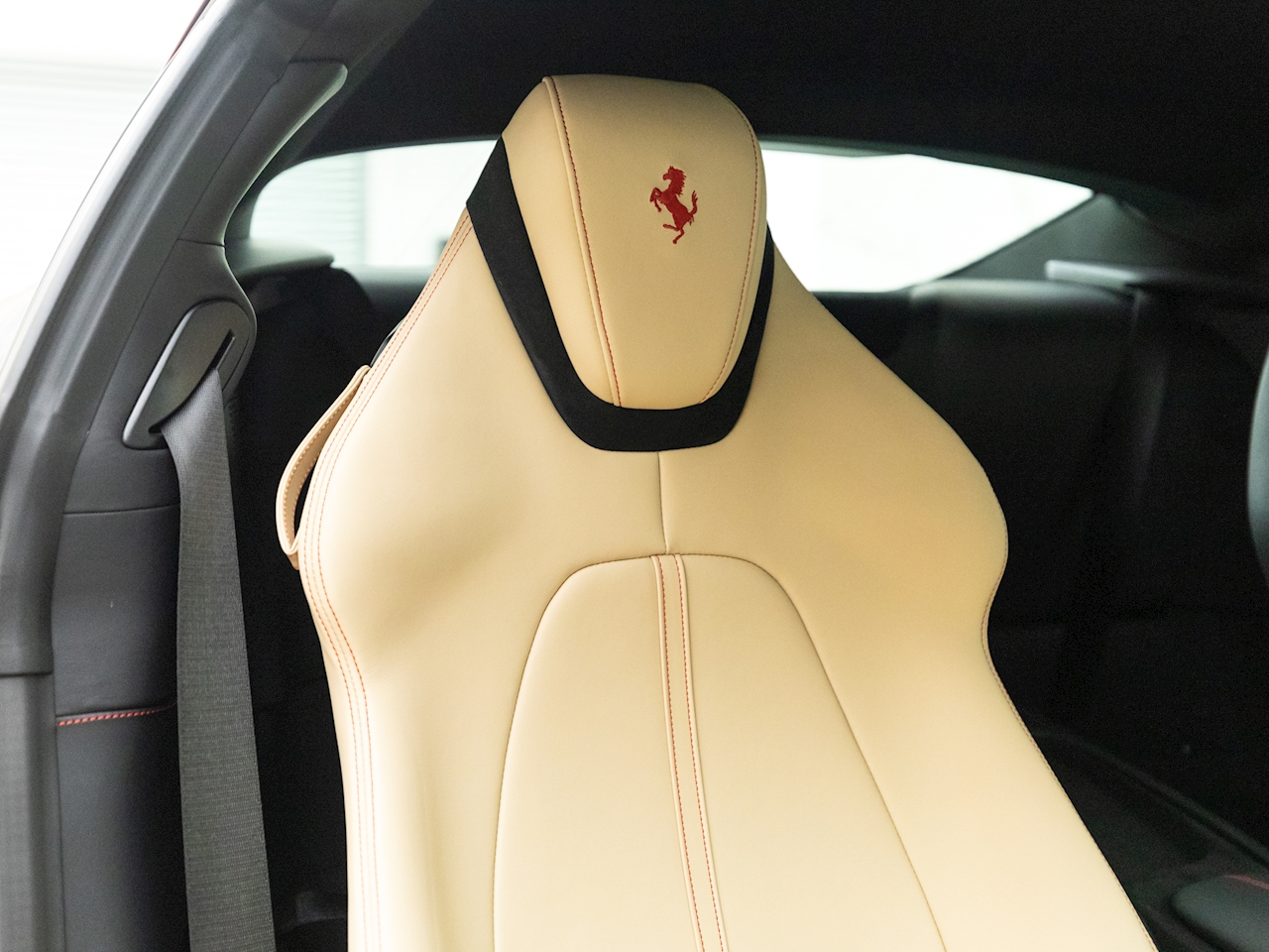 2022 Ferrari Roma, 11/19