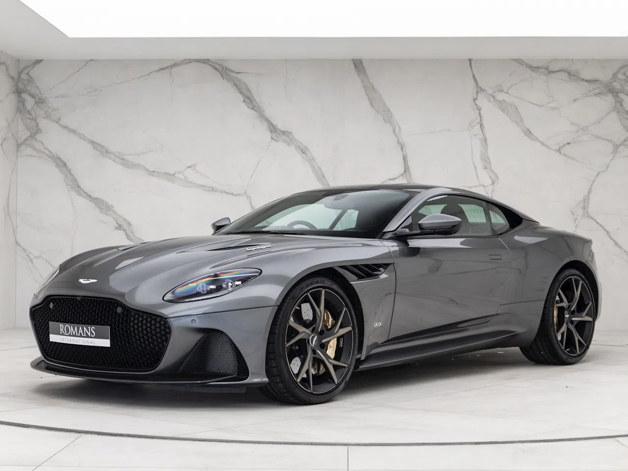 2020 Aston Martin DBS Superleggera
