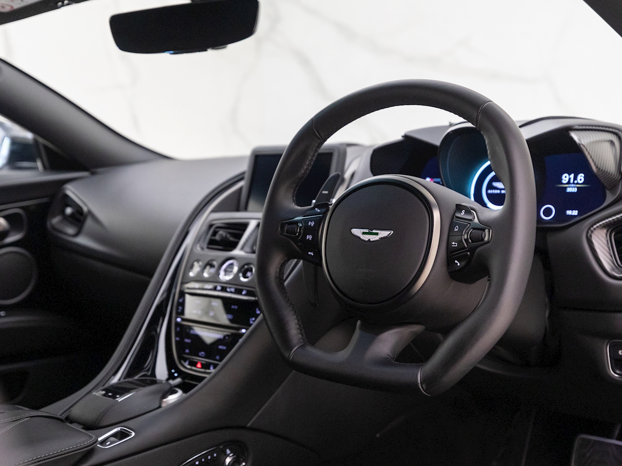 2020 Aston Martin DBS Superleggera, 12/17