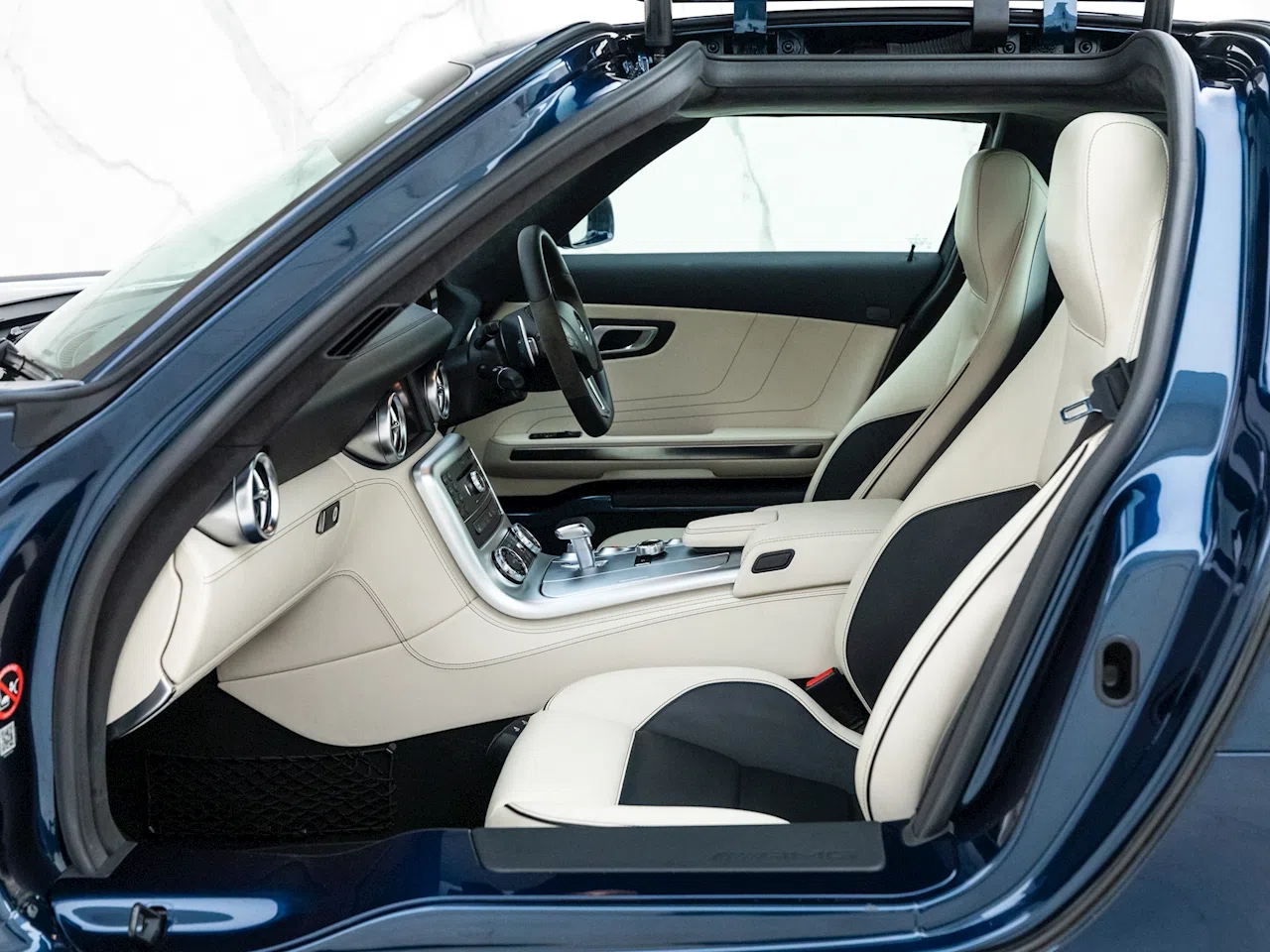 2011 Mercedes SLS AMG, 3/19