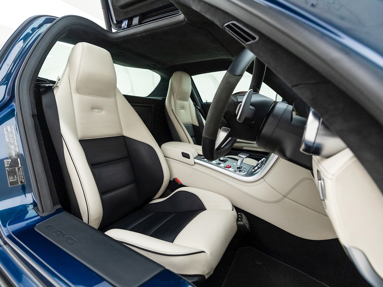 2011 Mercedes SLS AMG, 4/19