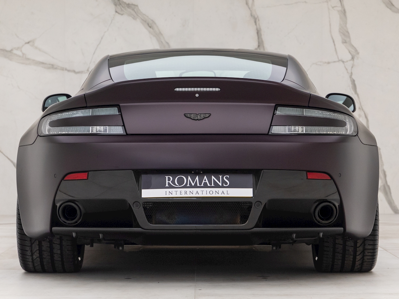2018 Aston Martin V12 Vantage S, 16/20