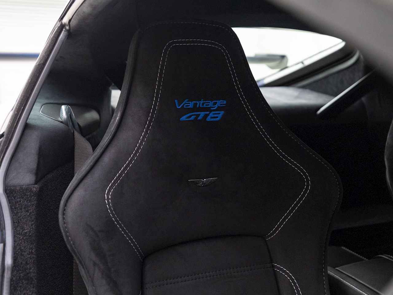 2017 Aston Martin Vantage GT8, 13/21