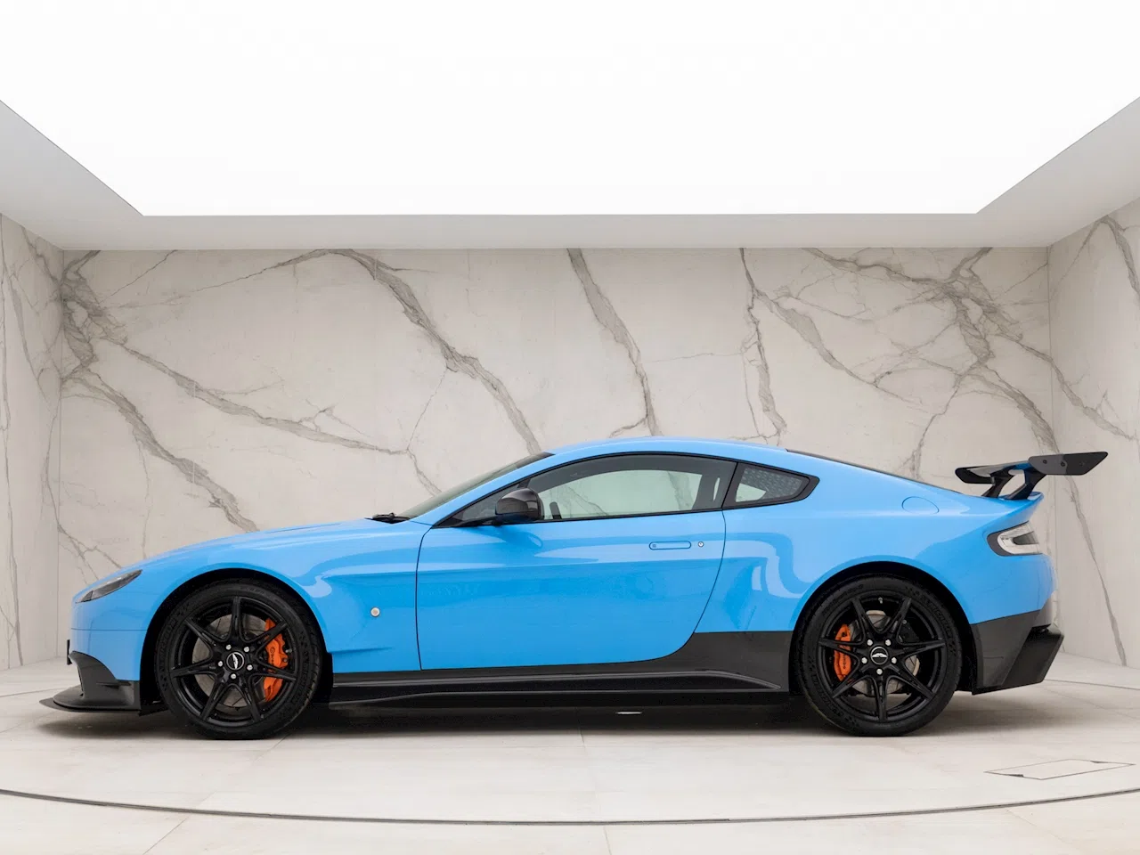 2017 Aston Martin Vantage GT8, side profile, Flugplatz Blue