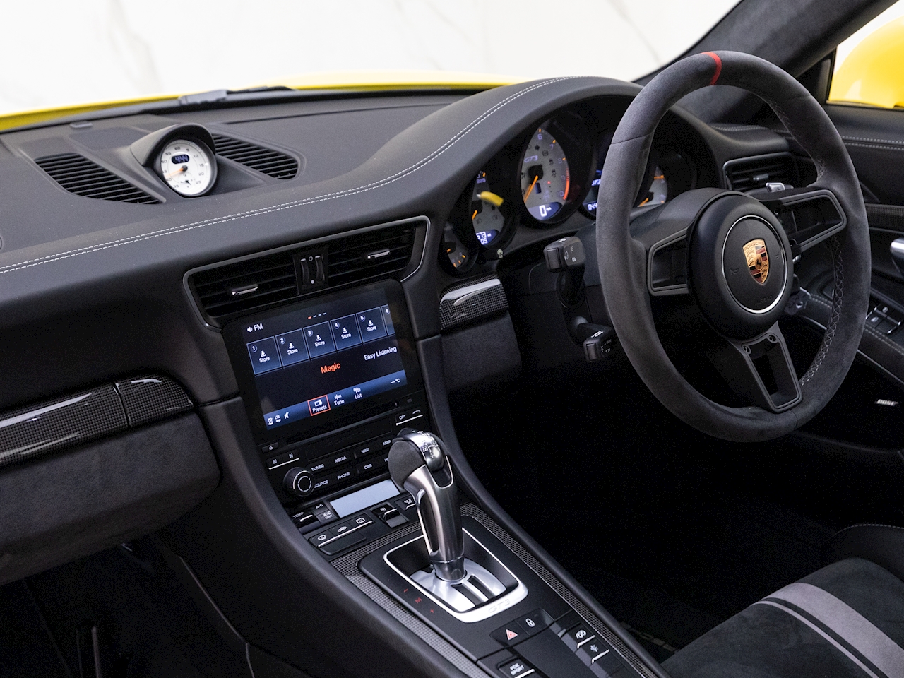 2017 Porsche 911 (991.2) GT3, 4/18