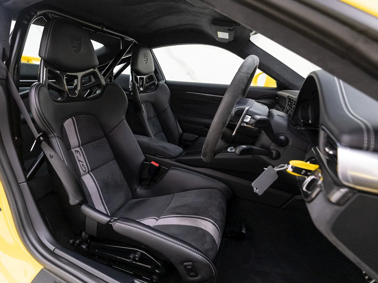 2017 Porsche 911 (991.2) GT3 interior, seats