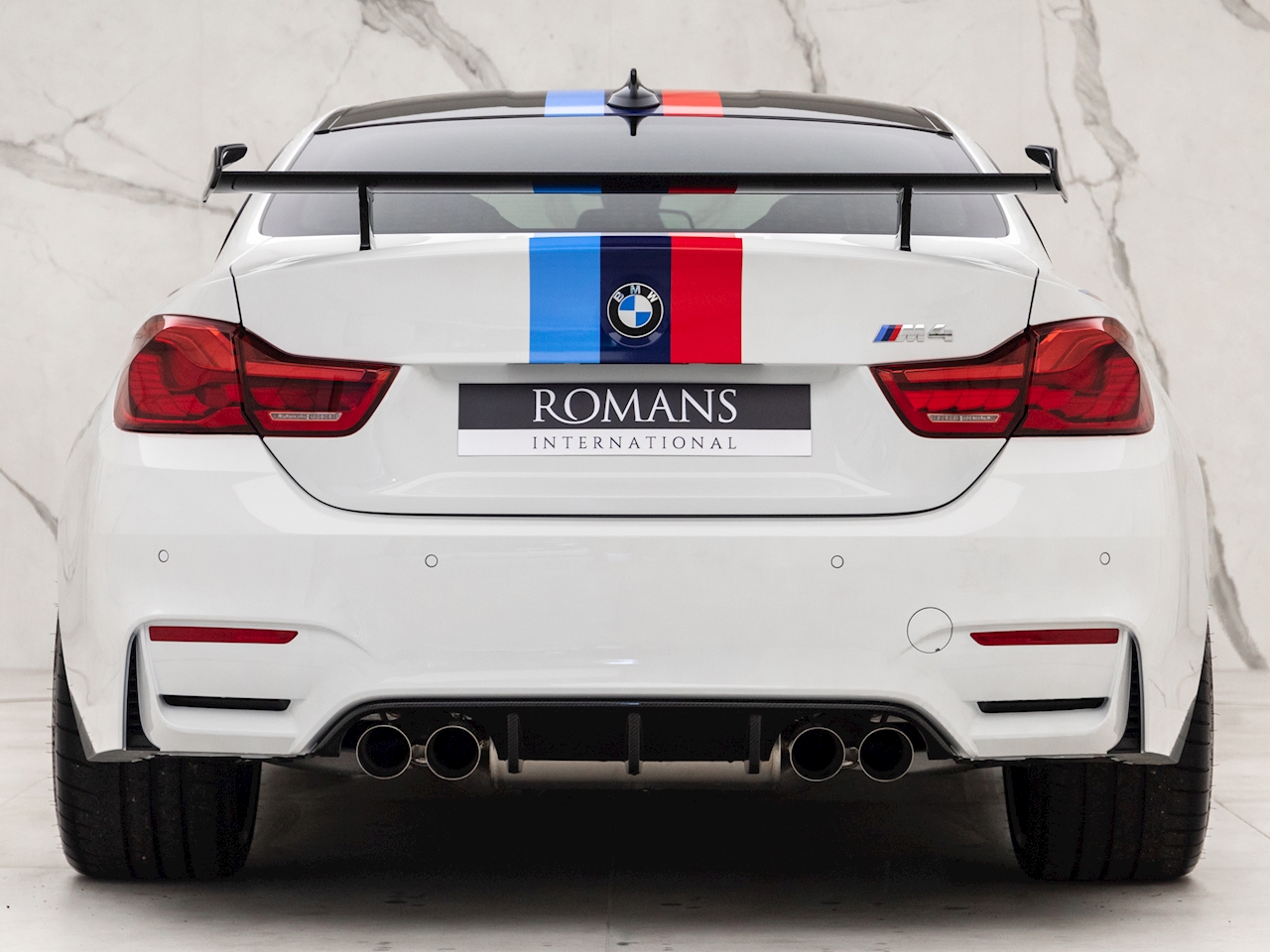 2017 BMW M4 DTM Champion Edition, 9/12