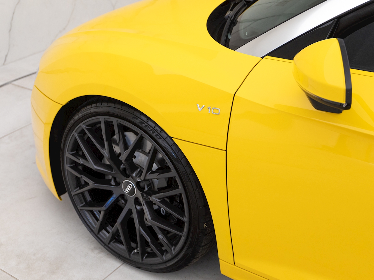 2017 Audi R8 V10 Spyder, 18/20