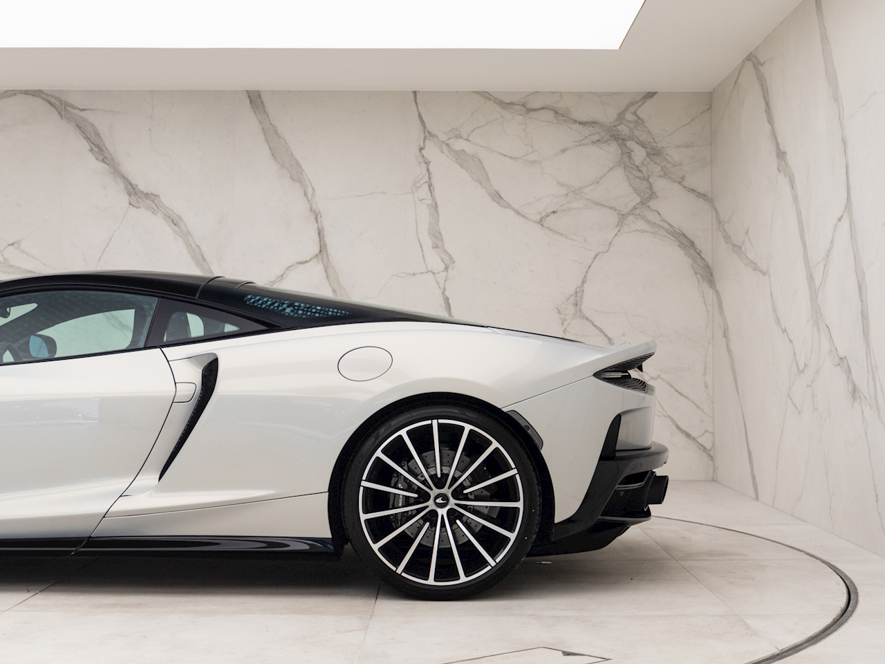 2019 McLaren GT, 7/17