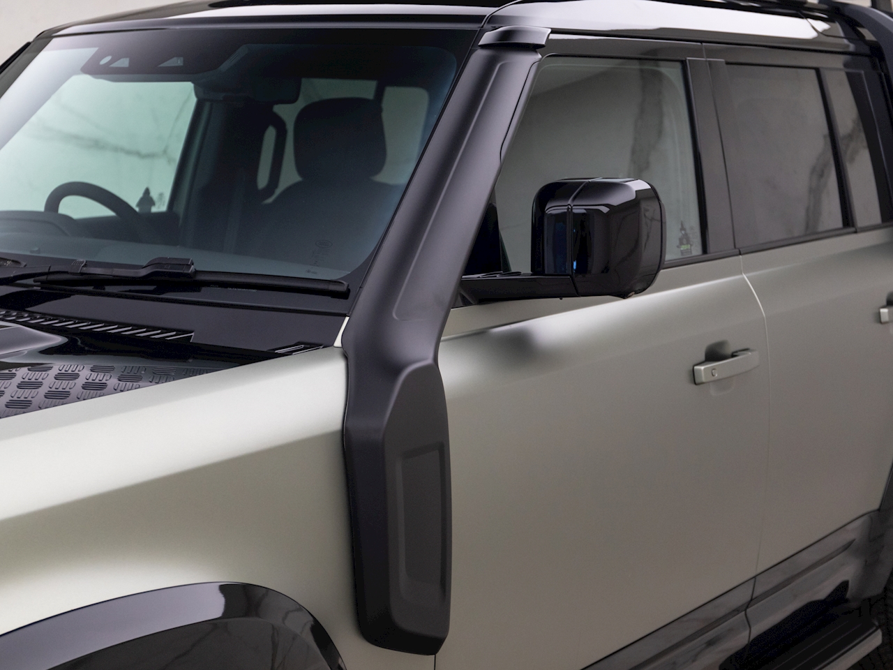 2022 Land Rover Defender 110 V8, 8/19