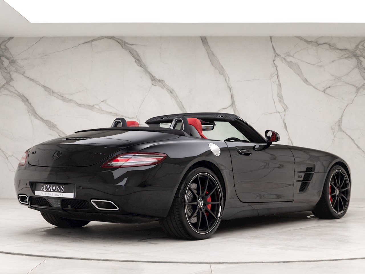 2013 Mercedes SLS AMG Roadster, 2/19