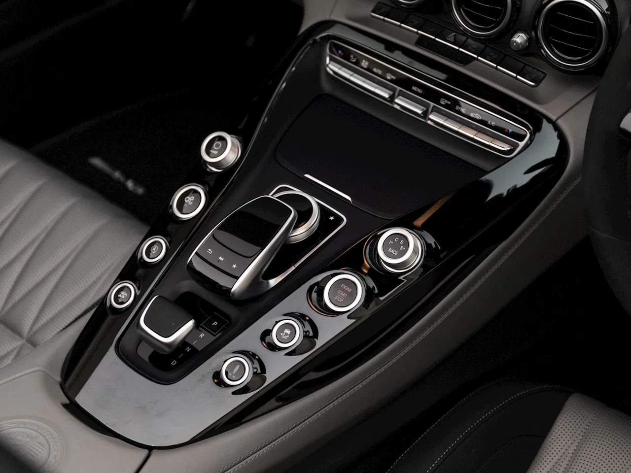 2018 Mercedes AMG GT C Edition 50 Roadster interior, center console