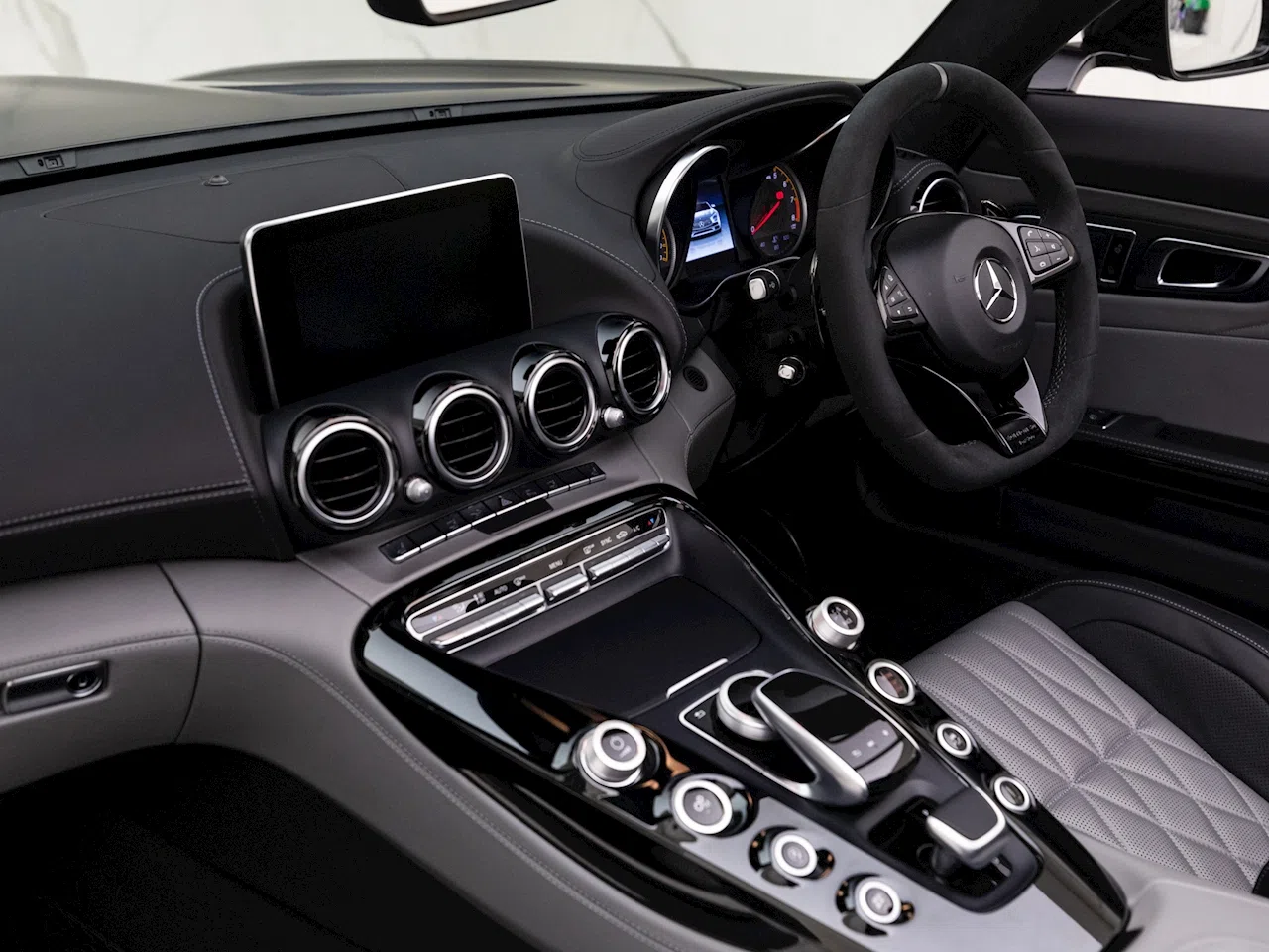 2018 Mercedes AMG GT C Edition 50 Roadster interior, dashboard