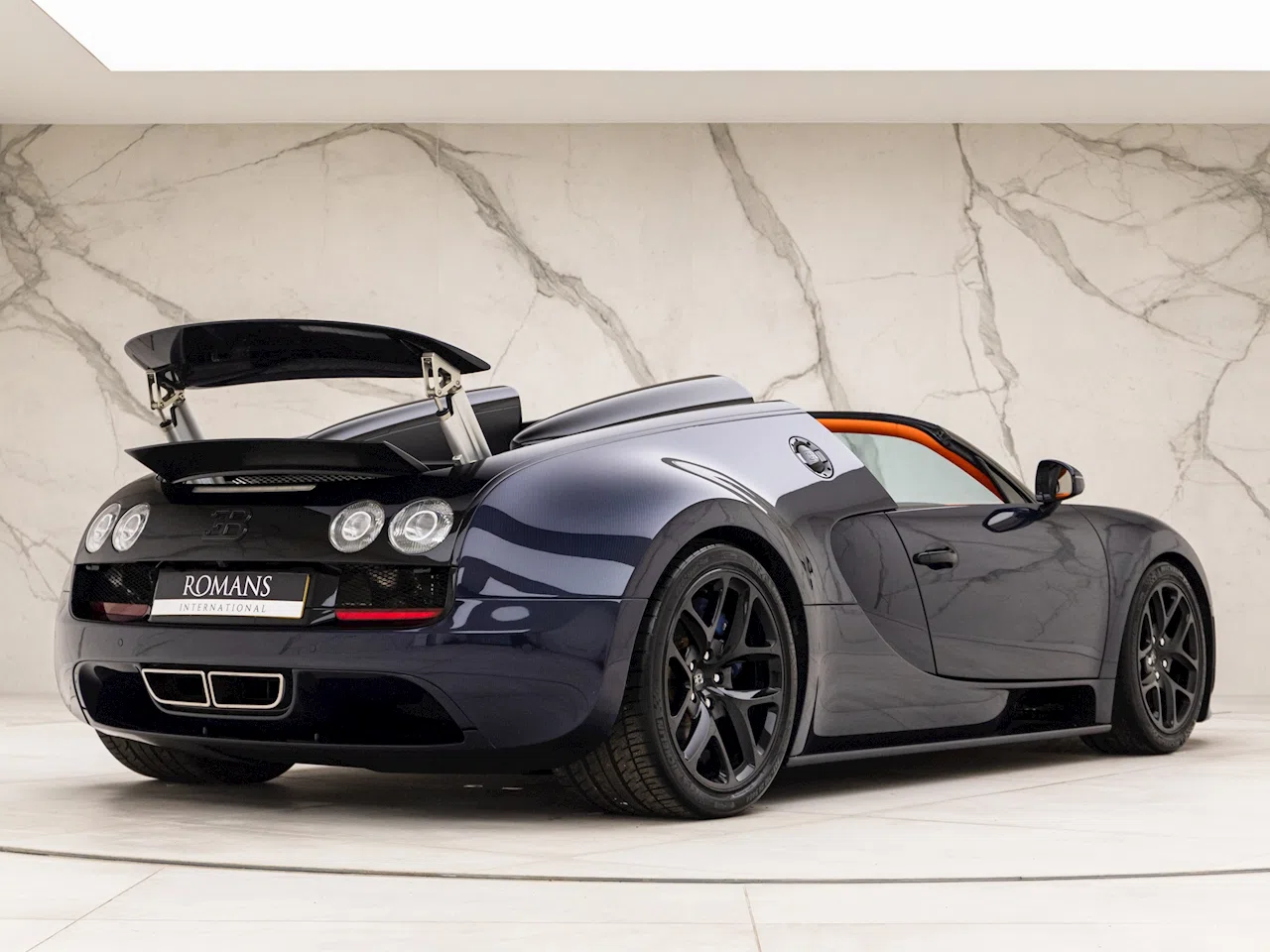 2015 Bugatti Veyron Grand Sport Vitesse for sale, exterior, Black & Blue Exposed Carbon Fibre