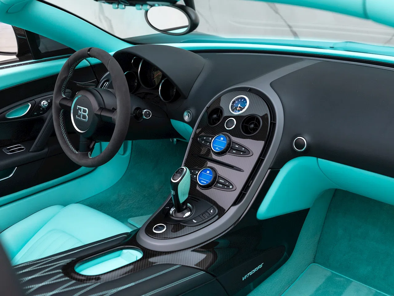 2014 Bugatti Veyron Grand Sport Vitesse interior, dashboard, Tiffany Leather