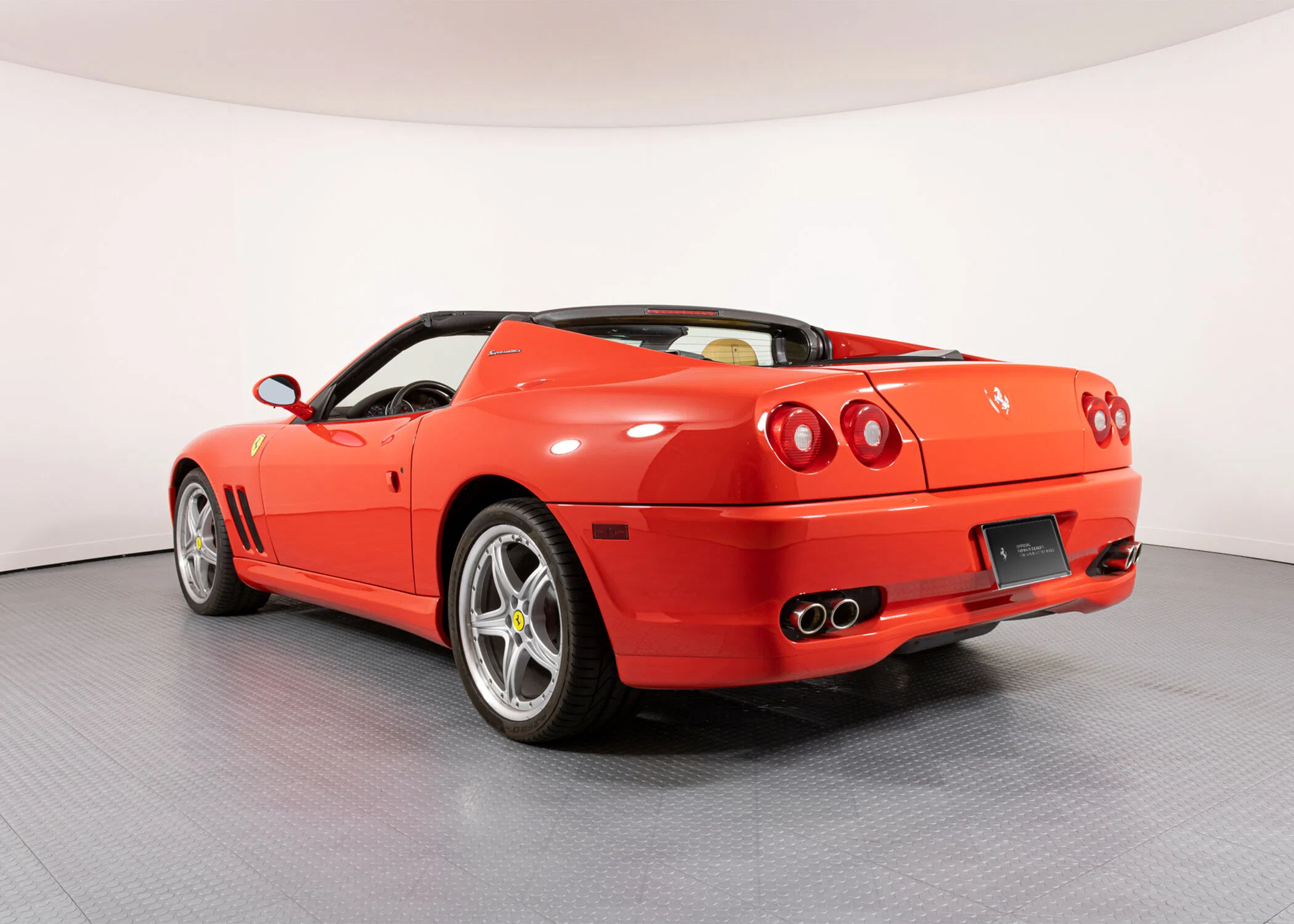 2005 Ferrari 575 Superamerica for sale, exterior