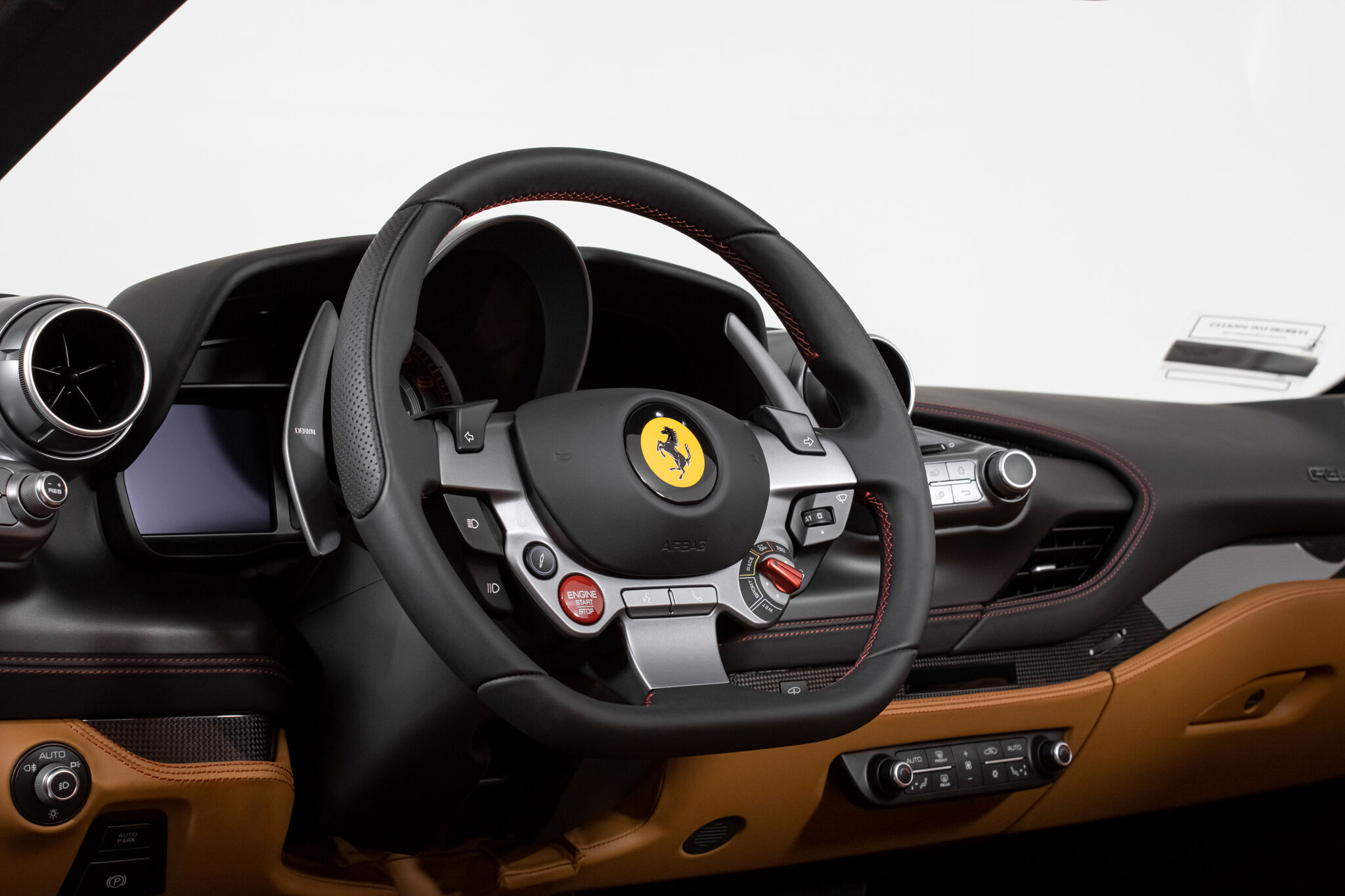 2022 Ferrari F8 Spider, 4/20