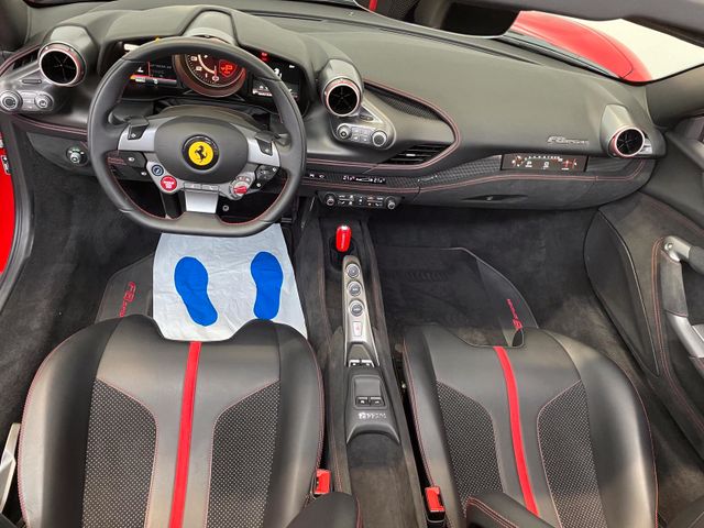 2021 FERRARI F8 SPIDER, 5/20