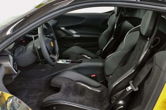 2022 FERRARI SF90 STRADALE, 2/18
