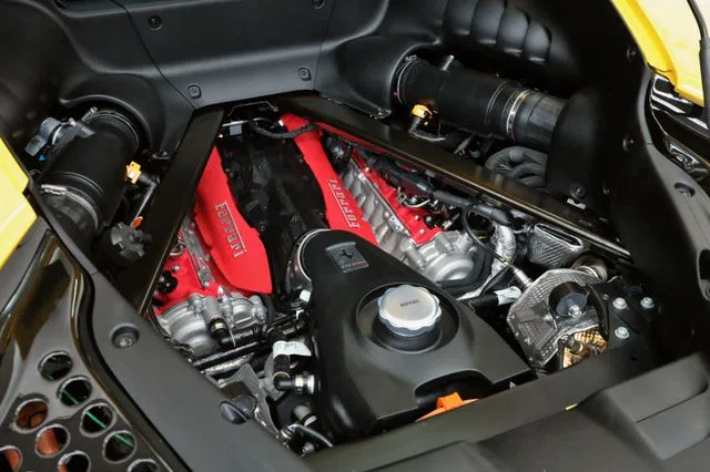 2022 Ferrari SF90 Stradale engine