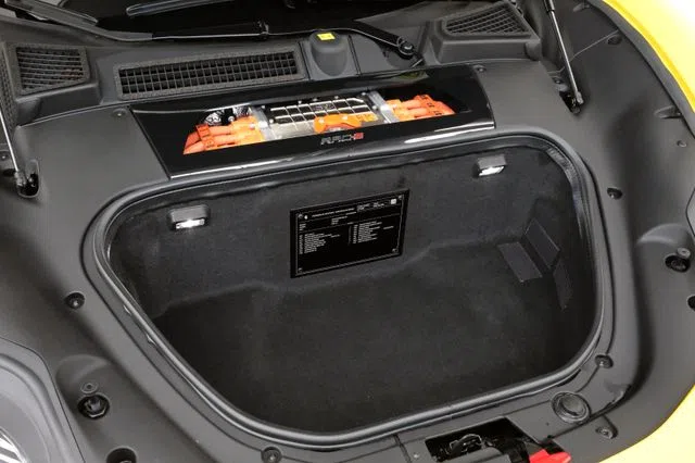 2022 Ferrari SF90 Stradale trunk
