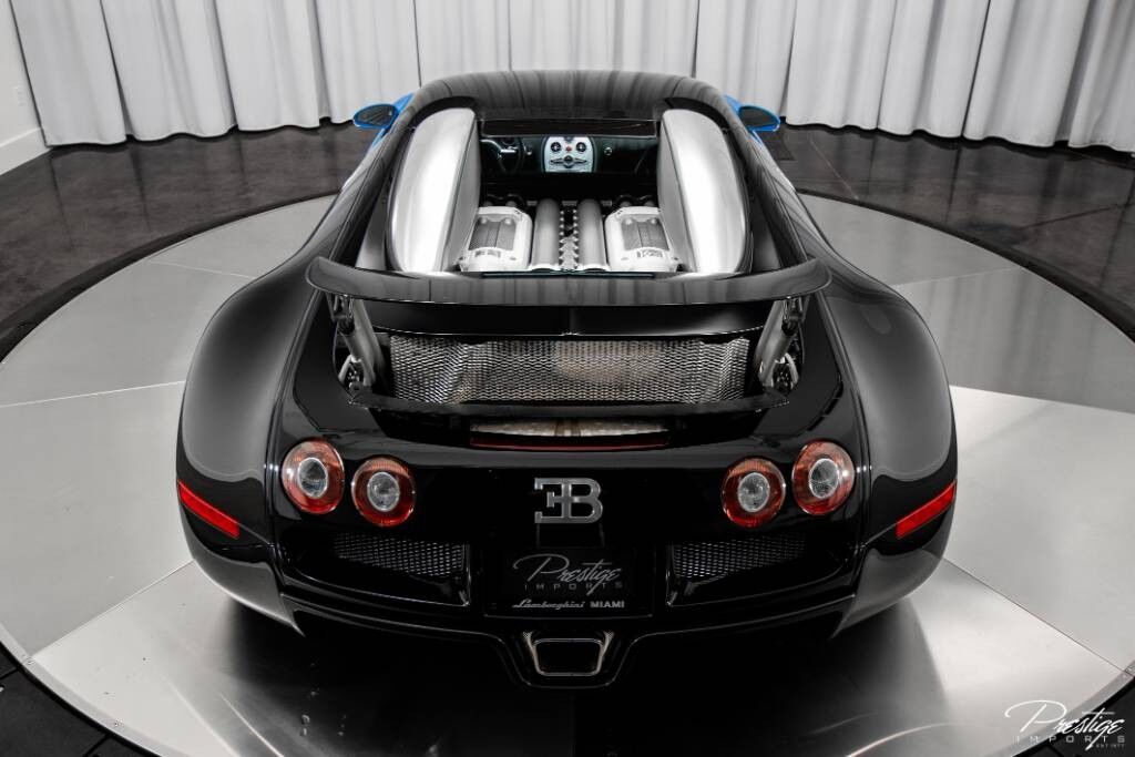 2010 Bugatti Veyron, 7/40