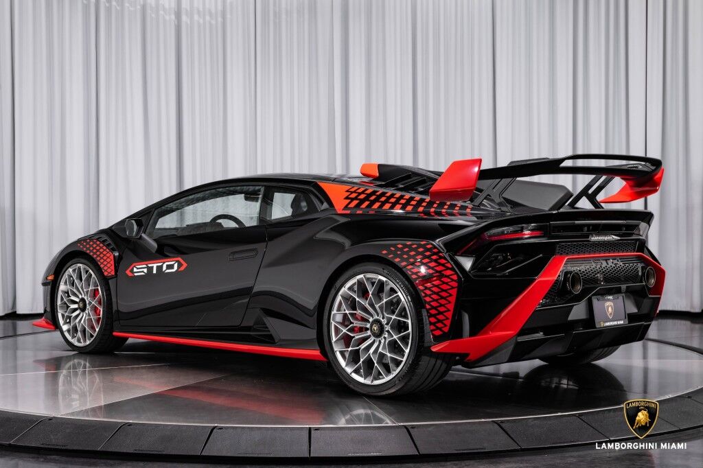 2022 Lamborghini Huracan STO, 2/20