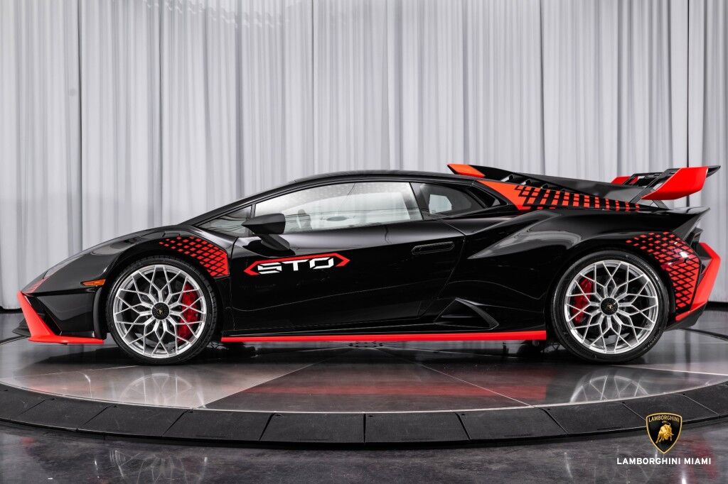 2022 Lamborghini Huracan STO, 18/20