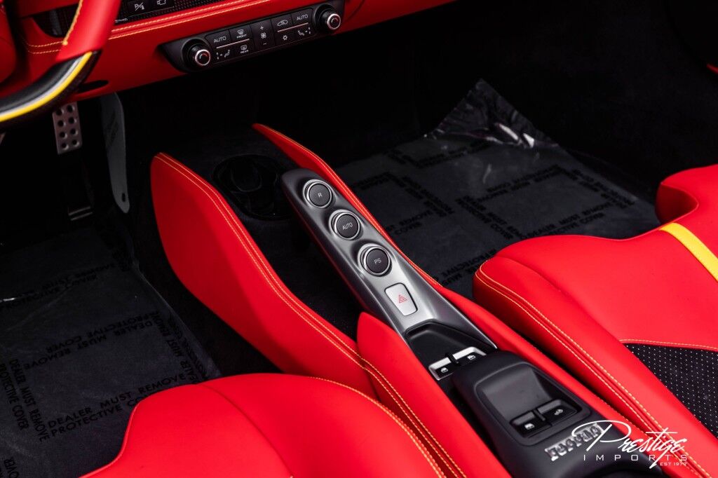 2021 Ferrari F8 Spider, 11/20