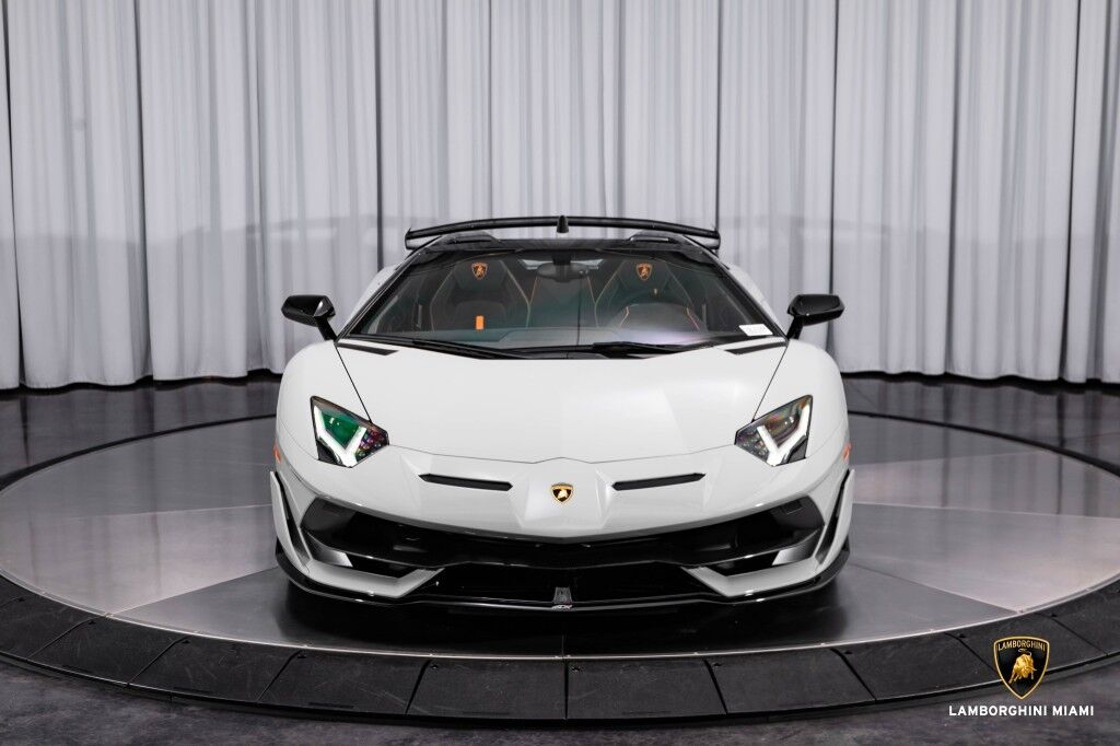 2021 Lamborghini Aventador SVJ, 16/20