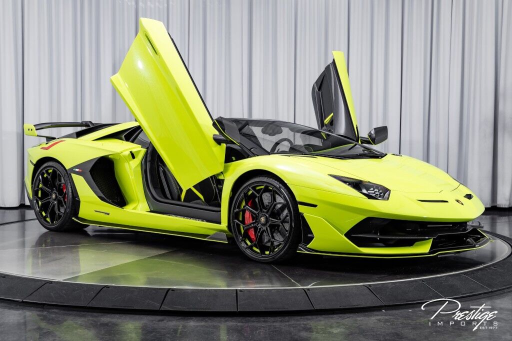 2020 Lamborghini Aventador Roadster SVJ