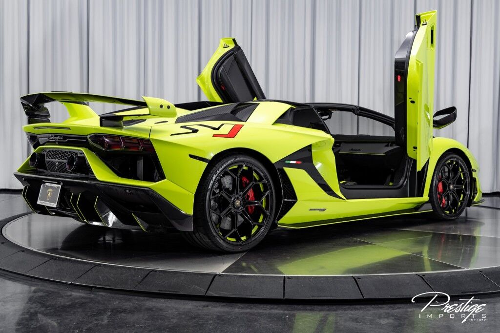 2020 Lamborghini Aventador Roadster SVJ, 2/20