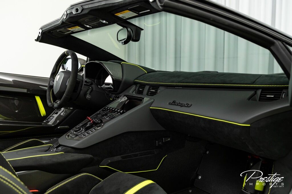 2020 Lamborghini Aventador Roadster SVJ, 4/20