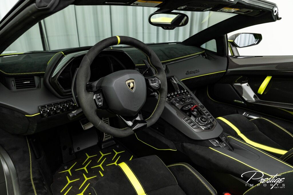2020 Lamborghini Aventador Roadster SVJ, 5/20