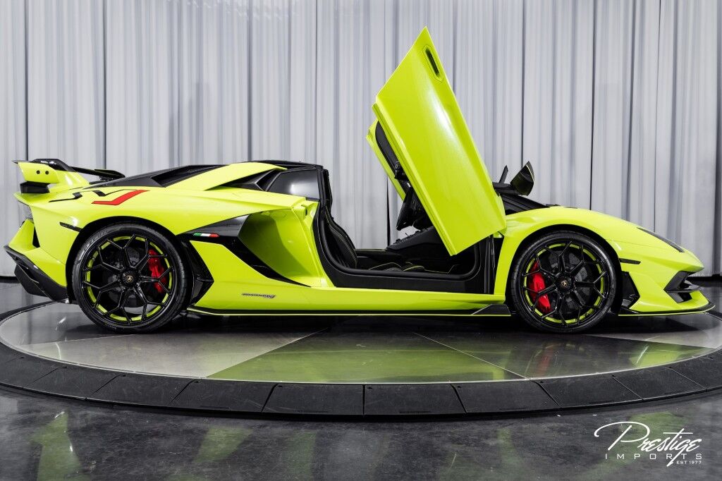 2020 Lamborghini Aventador Roadster SVJ, 7/20