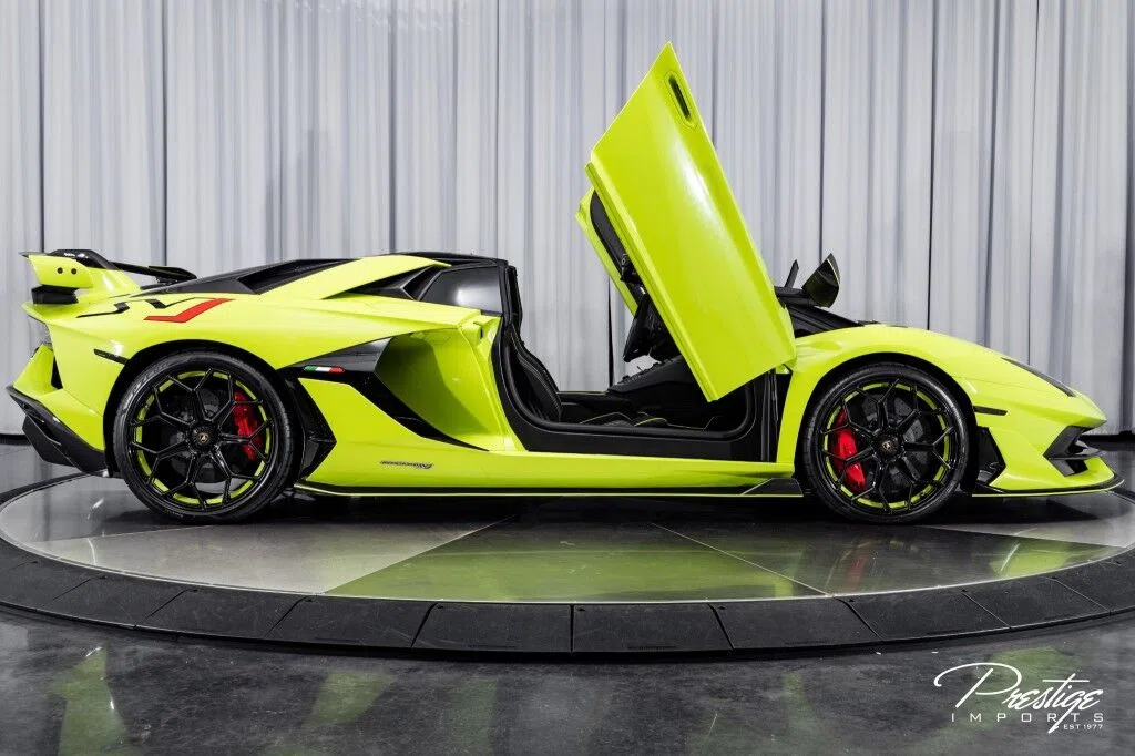 2020 Lamborghini Aventador Roadster SVJ for sale, exterior