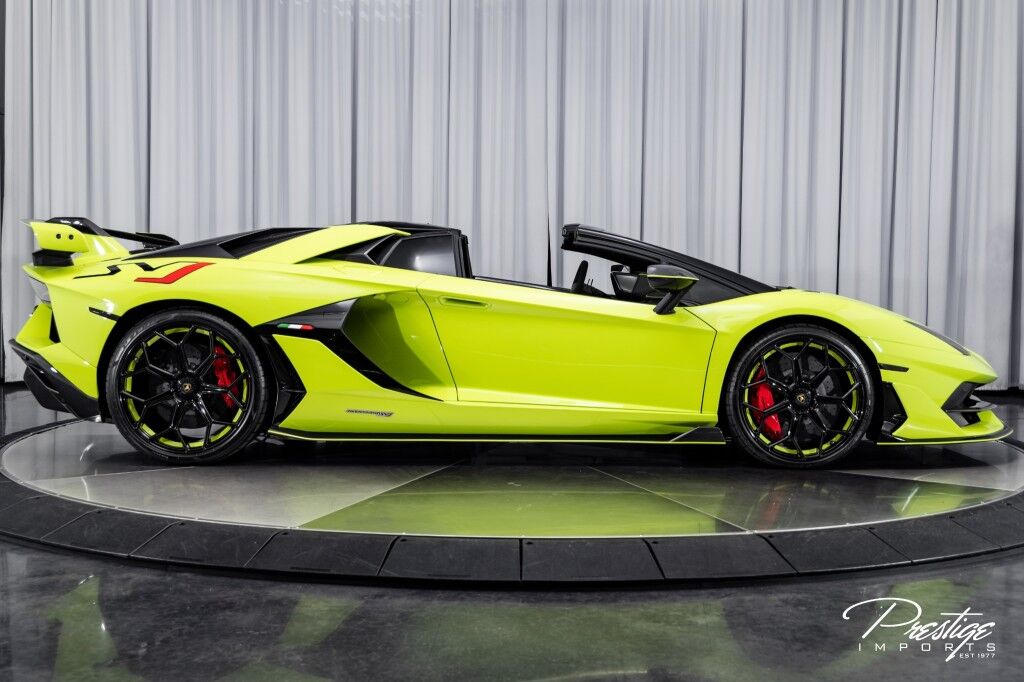 2020 Lamborghini Aventador Roadster SVJ, 8/20