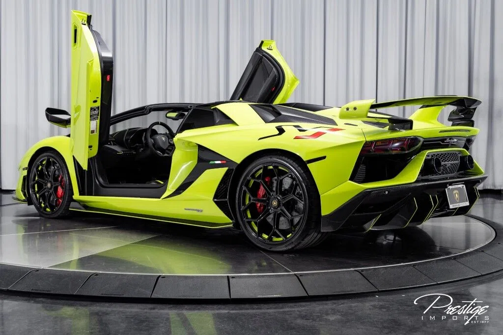 2020 Lamborghini Aventador Roadster SVJ for sale, exterior