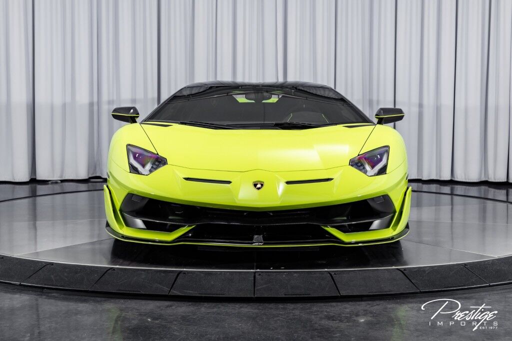 2020 Lamborghini Aventador Roadster SVJ, 19/20