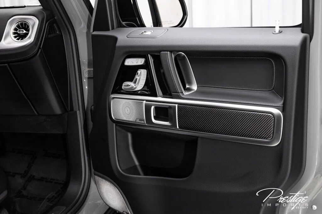 2021 BRABUS G 63 interior, door panel