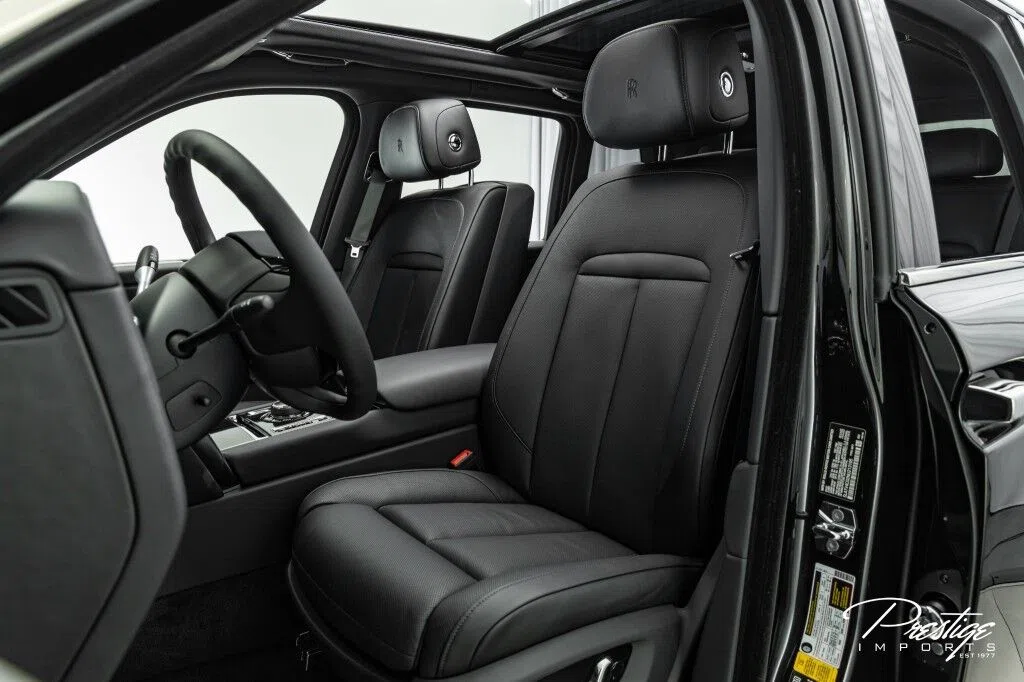 2022 Rolls-Royce Cullinan interior, seats