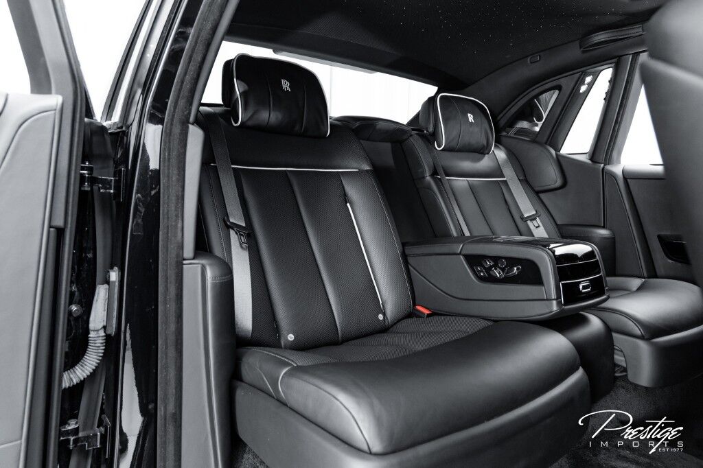 2018 Rolls-Royce Phantom, 2/17