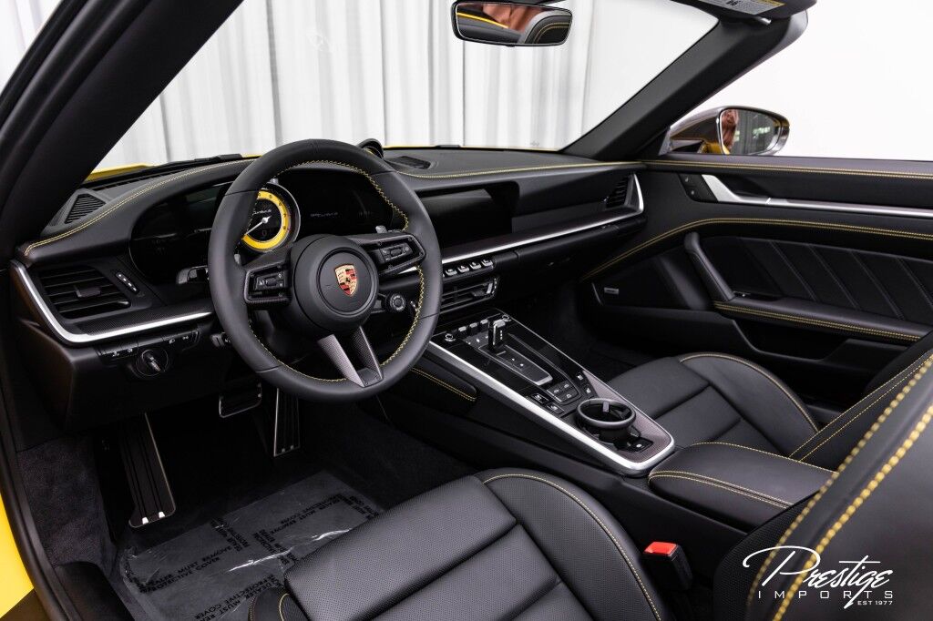 2022 Porsche 911 Turbo S Cabriolet, 2/20