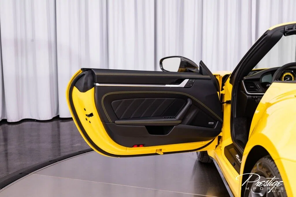 2022 Porsche 911 Turbo S Cabriolet interior, door panel