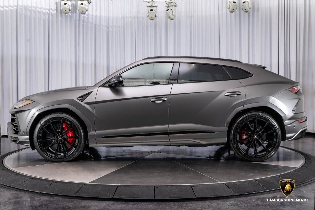 2021 Lamborghini Urus, 18/20
