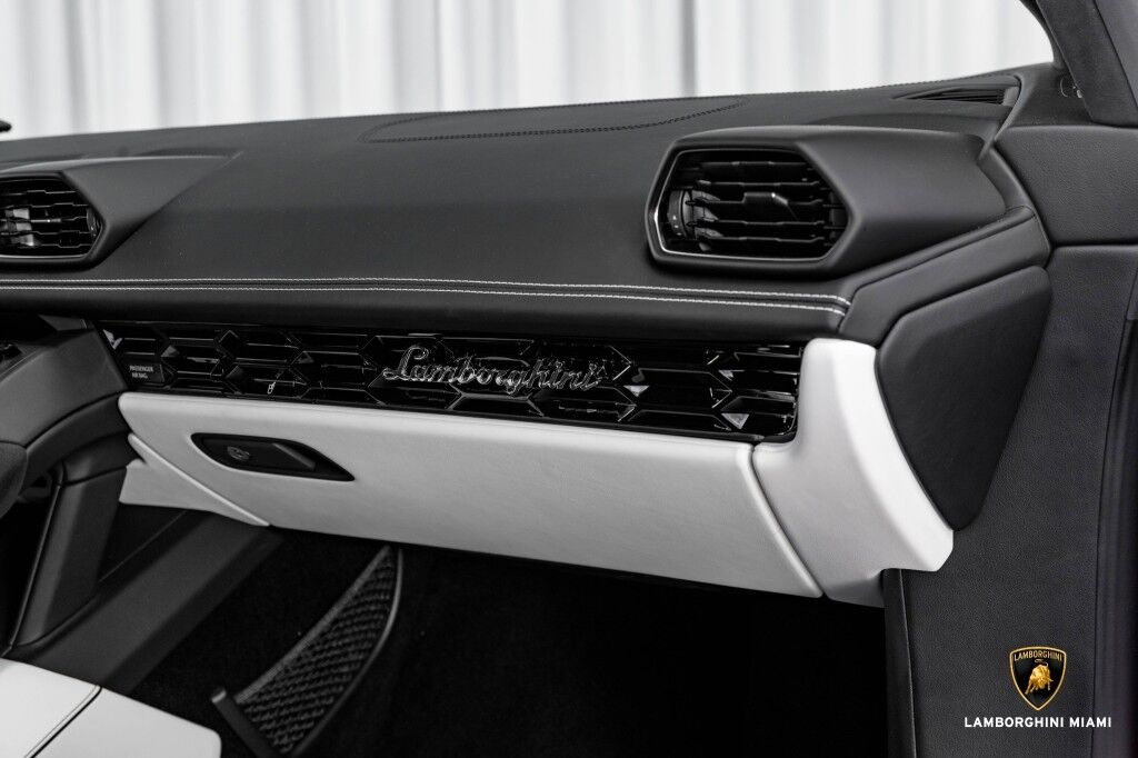 2022 Lamborghini HURACAN, 5/19
