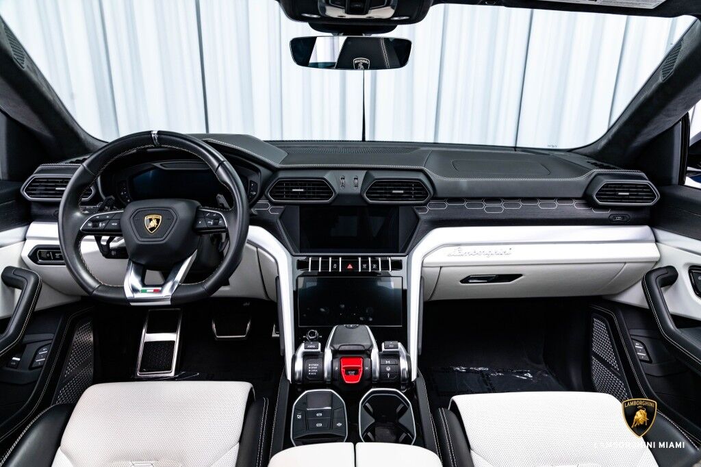 2019 Lamborghini Urus, 6/15