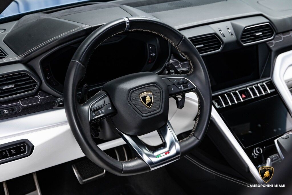 2019 Lamborghini Urus, 7/15