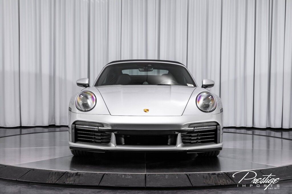2021 Porsche 911 Turbo S, 17/18